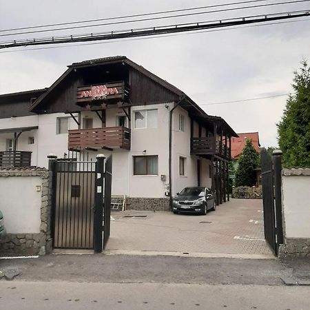 Casa Anemyra Ξενοδοχείο Săcele Εξωτερικό φωτογραφία
