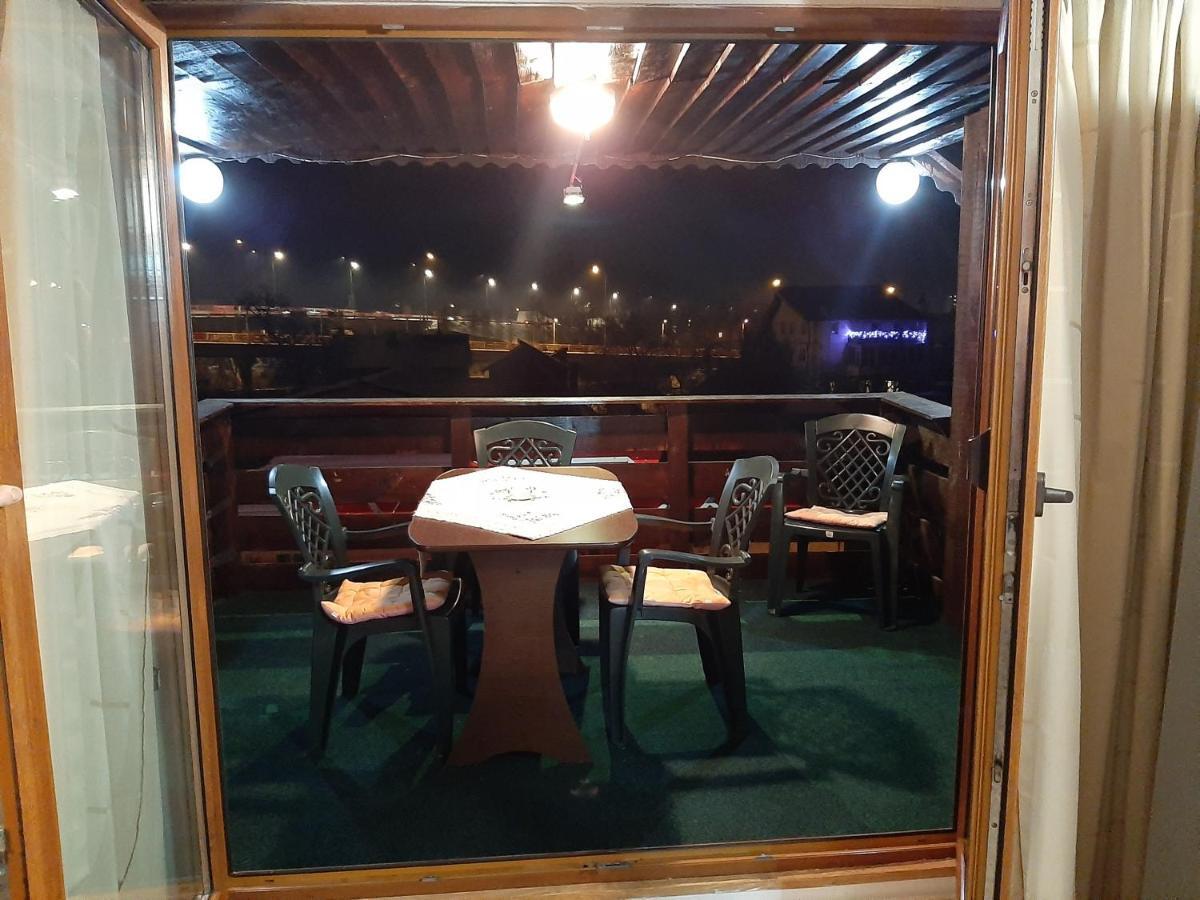 Casa Anemyra Ξενοδοχείο Săcele Εξωτερικό φωτογραφία